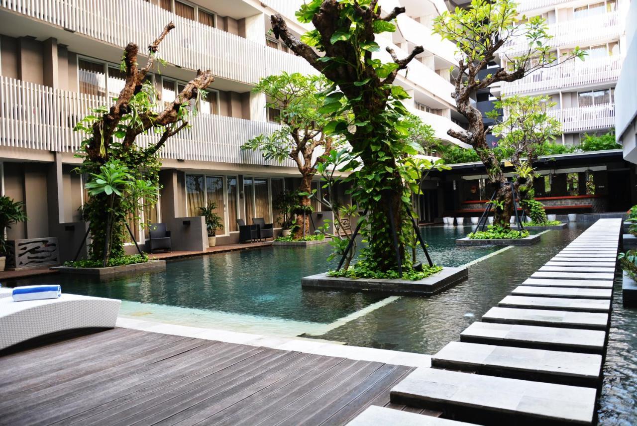 מלון סמיניאק Ramada By Wyndham Bali Sunset Road Kuta מראה חיצוני תמונה