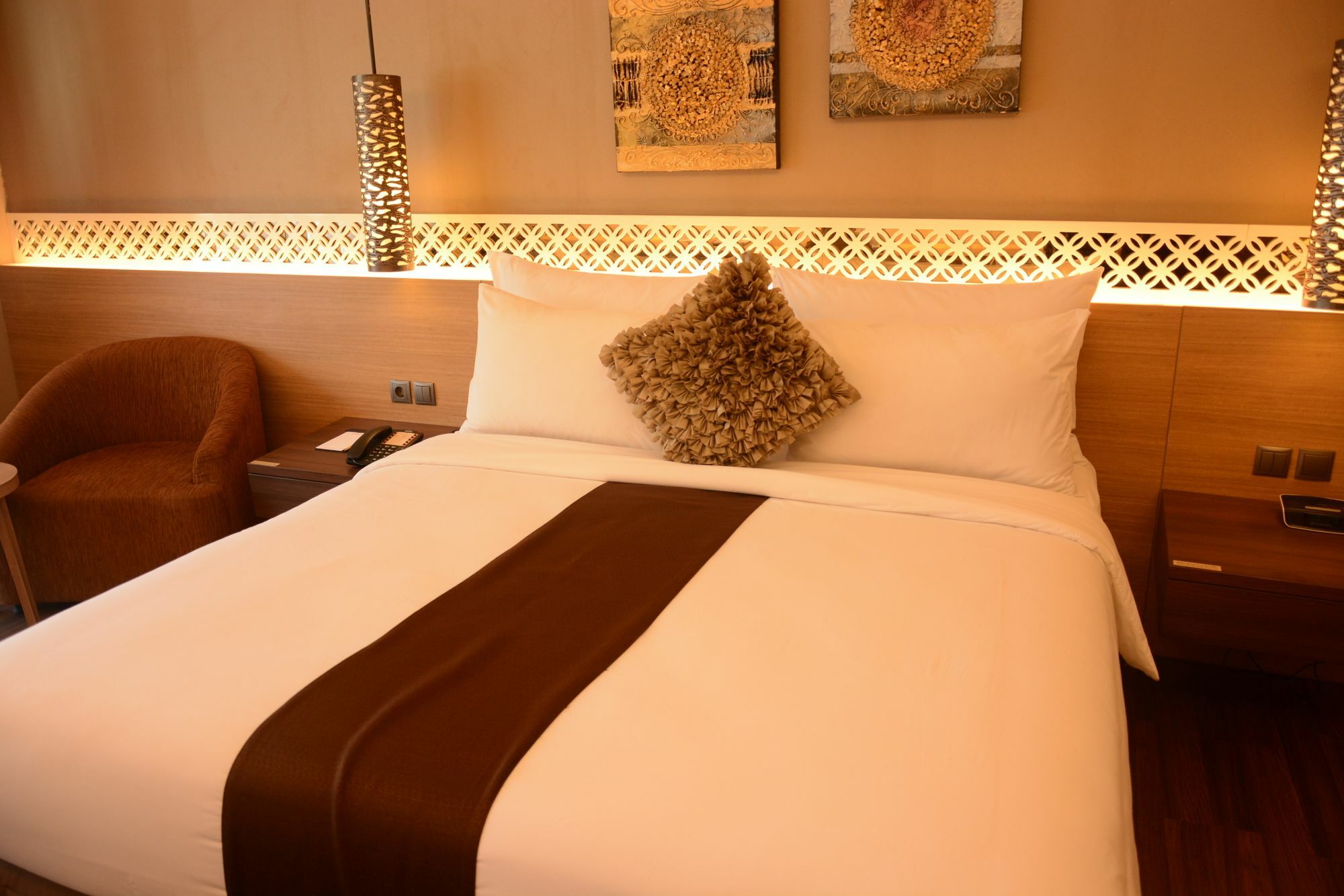מלון סמיניאק Ramada By Wyndham Bali Sunset Road Kuta מראה חיצוני תמונה