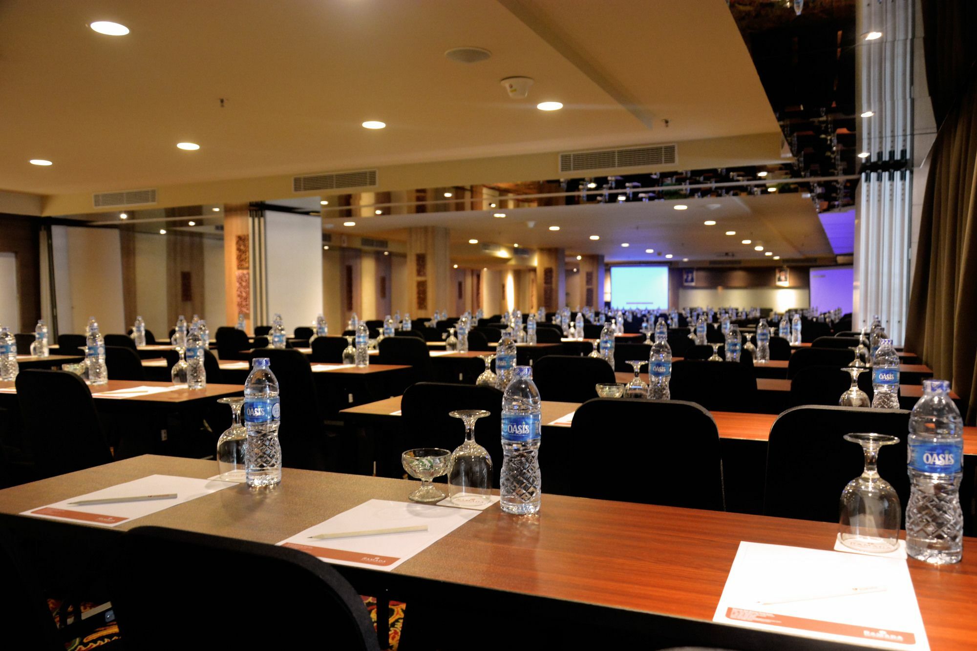 מלון סמיניאק Ramada By Wyndham Bali Sunset Road Kuta מראה חיצוני תמונה