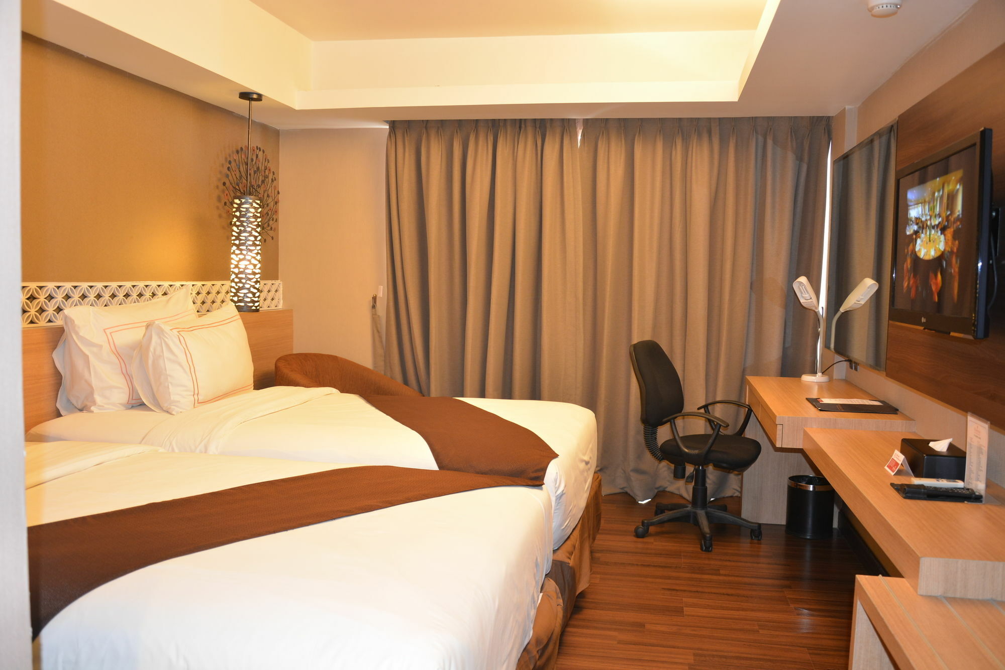 מלון סמיניאק Ramada By Wyndham Bali Sunset Road Kuta מראה חיצוני תמונה